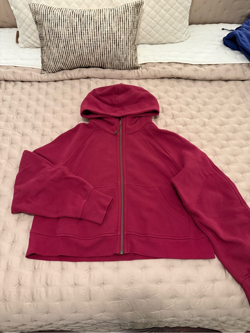 EUC Lululemon Scuba Full-Zip Hoodie M/L Berry Pink